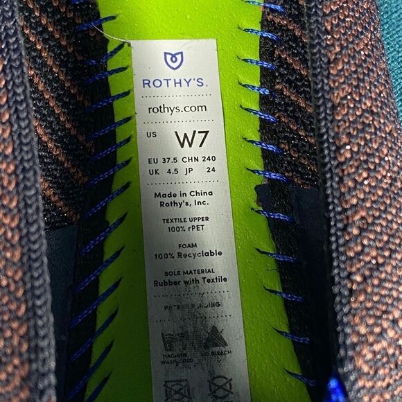 Size 7 - Women’s Rothy’s the Loafer Metallic Stripes shoes - Picture 7 of 7